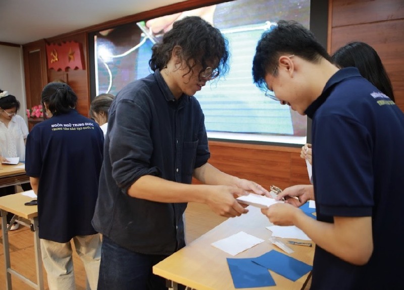 製作線裝書圖片